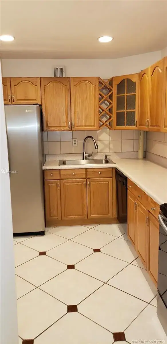 351 NE 19th Pl # 210K, Wilton Manors FL 33305 photo 5