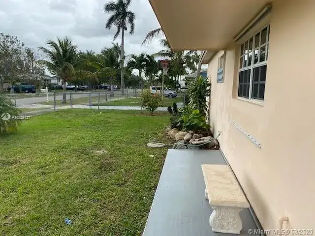 18940 SW 310th St, Homestead FL 33030 photo 4