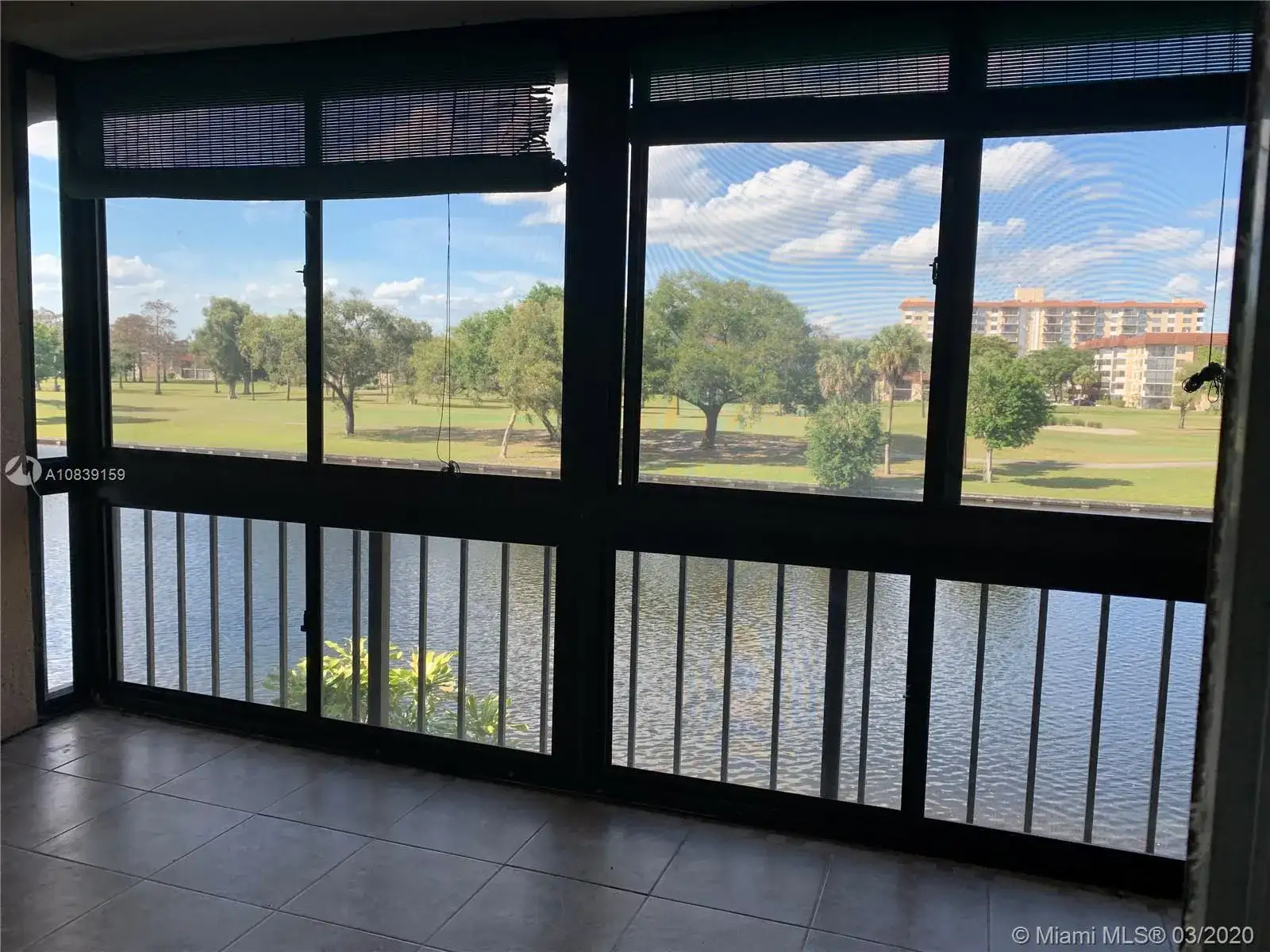3740 Inverrary Dr # 3D, Lauderhill FL 33319 photo 3