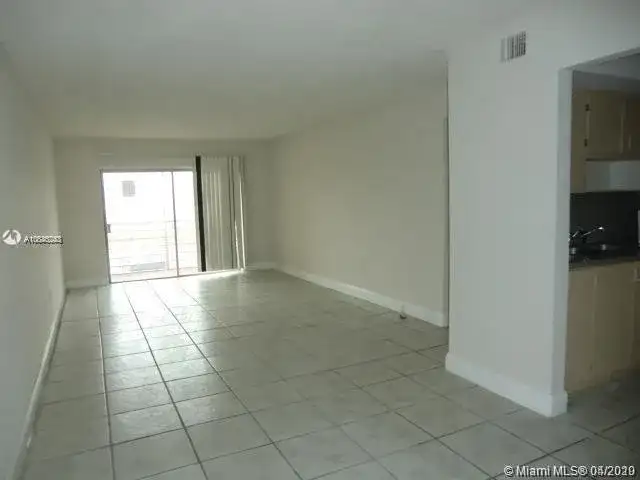 3710 NW 21st St # 207, Lauderdale Lakes FL 33311 photo 2
