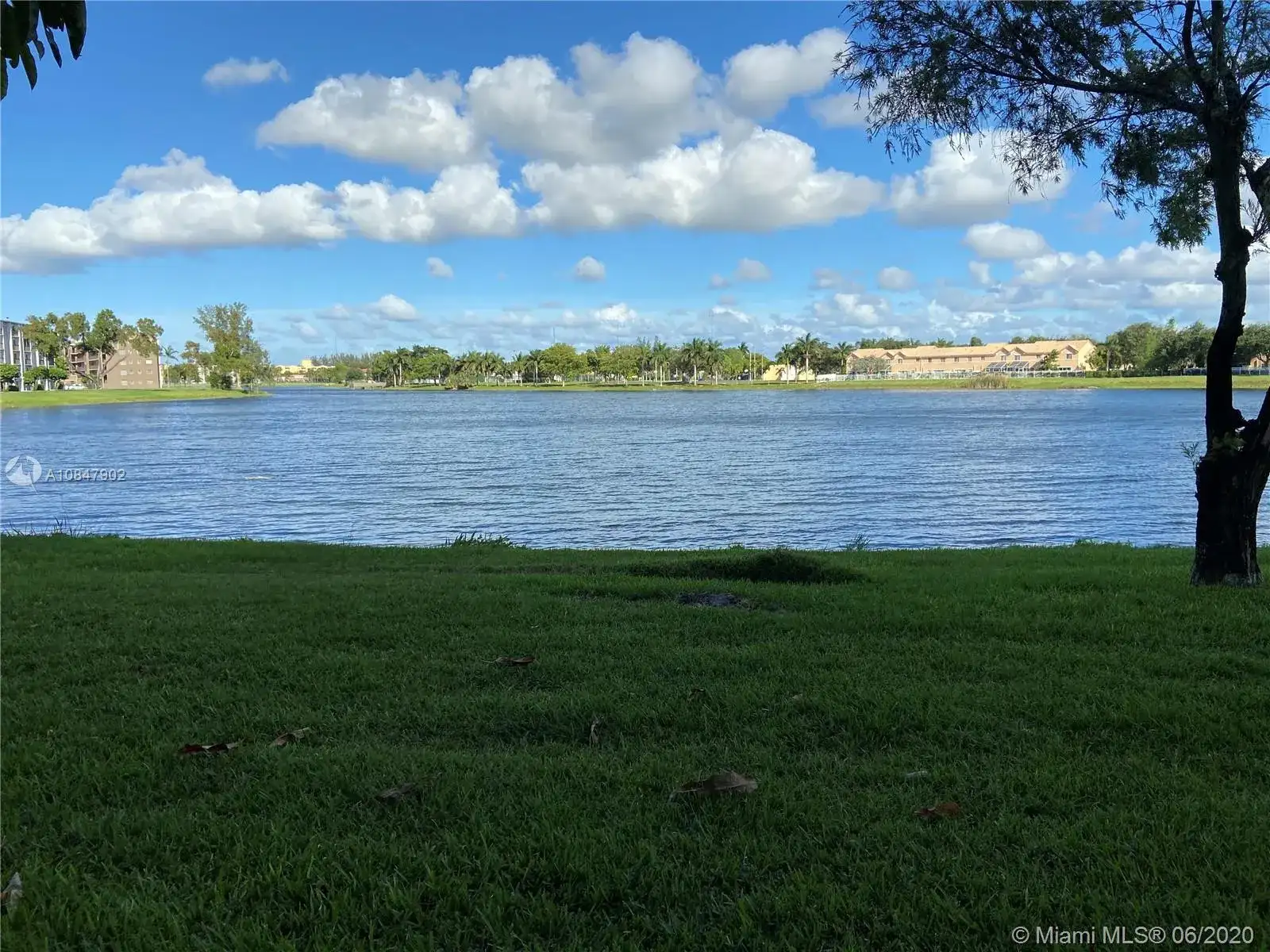 8720 N Sherman Cir # 106, Miramar FL 33025 photo 4