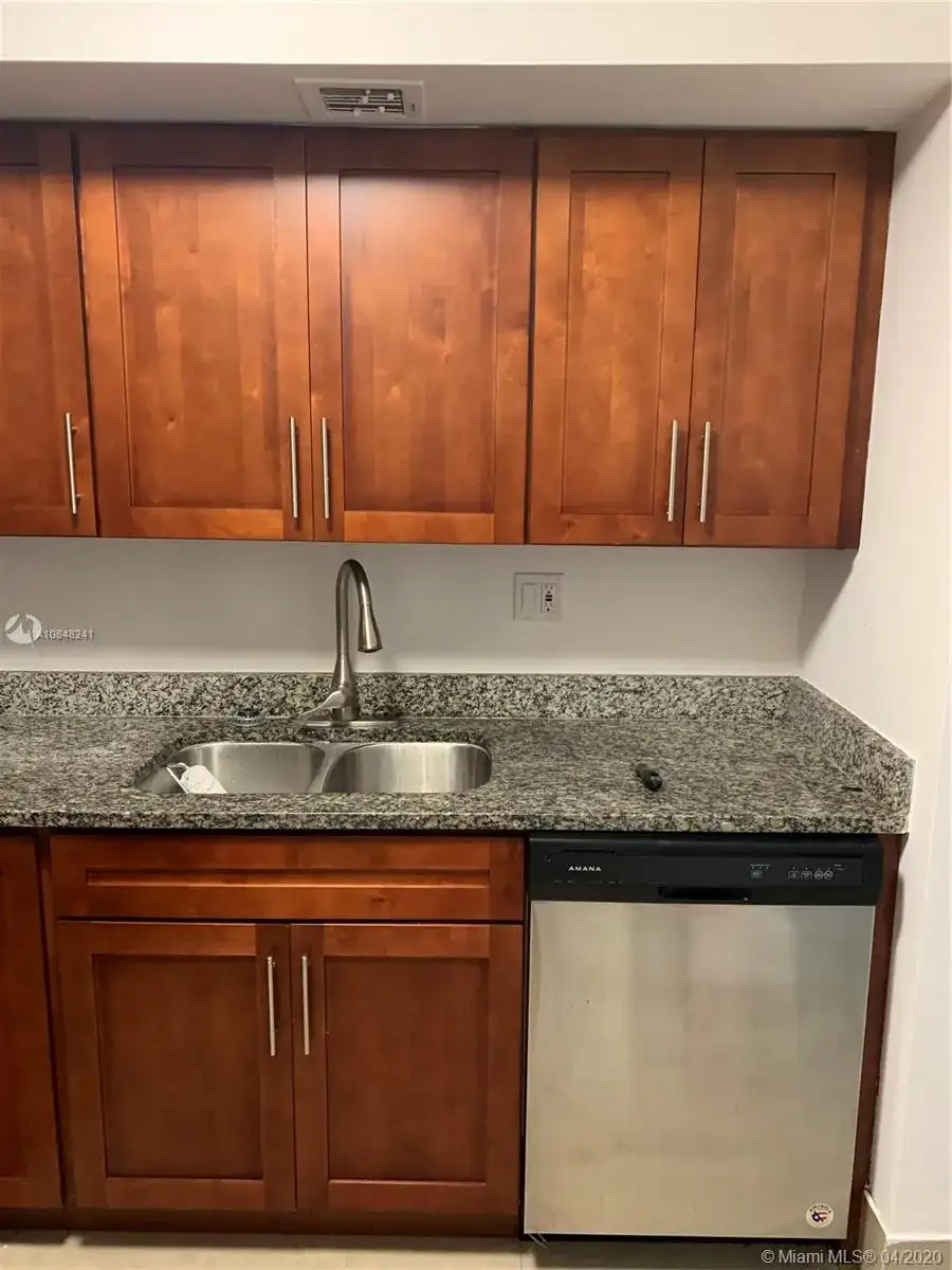 3600 NW 21st St # 114, Lauderdale Lakes FL 33311 photo 4