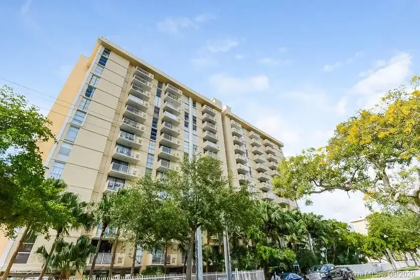 2350 NE 135th St # 403, North Miami FL 33181 photo 3