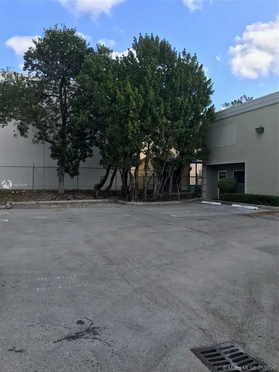 10811 NW 29th St # 10811, Doral FL 33172 photo 4