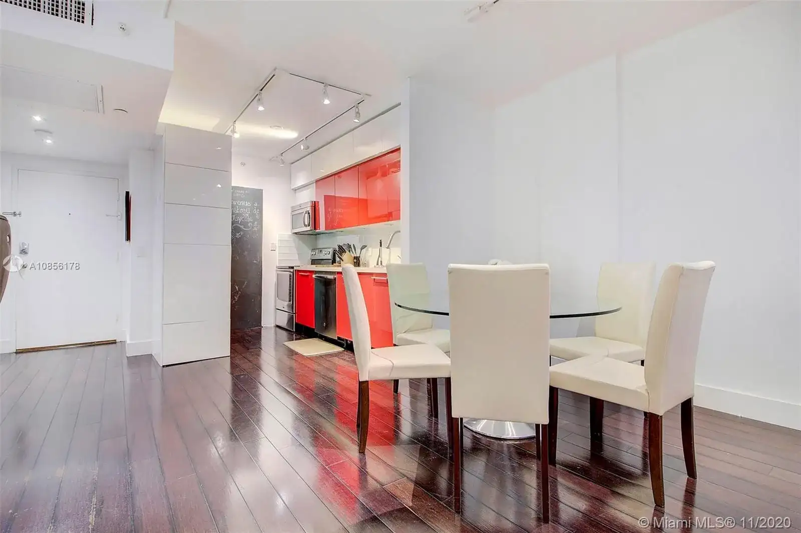 100 Lincoln Rd # 1514, Miami Beach FL 33139 photo 4
