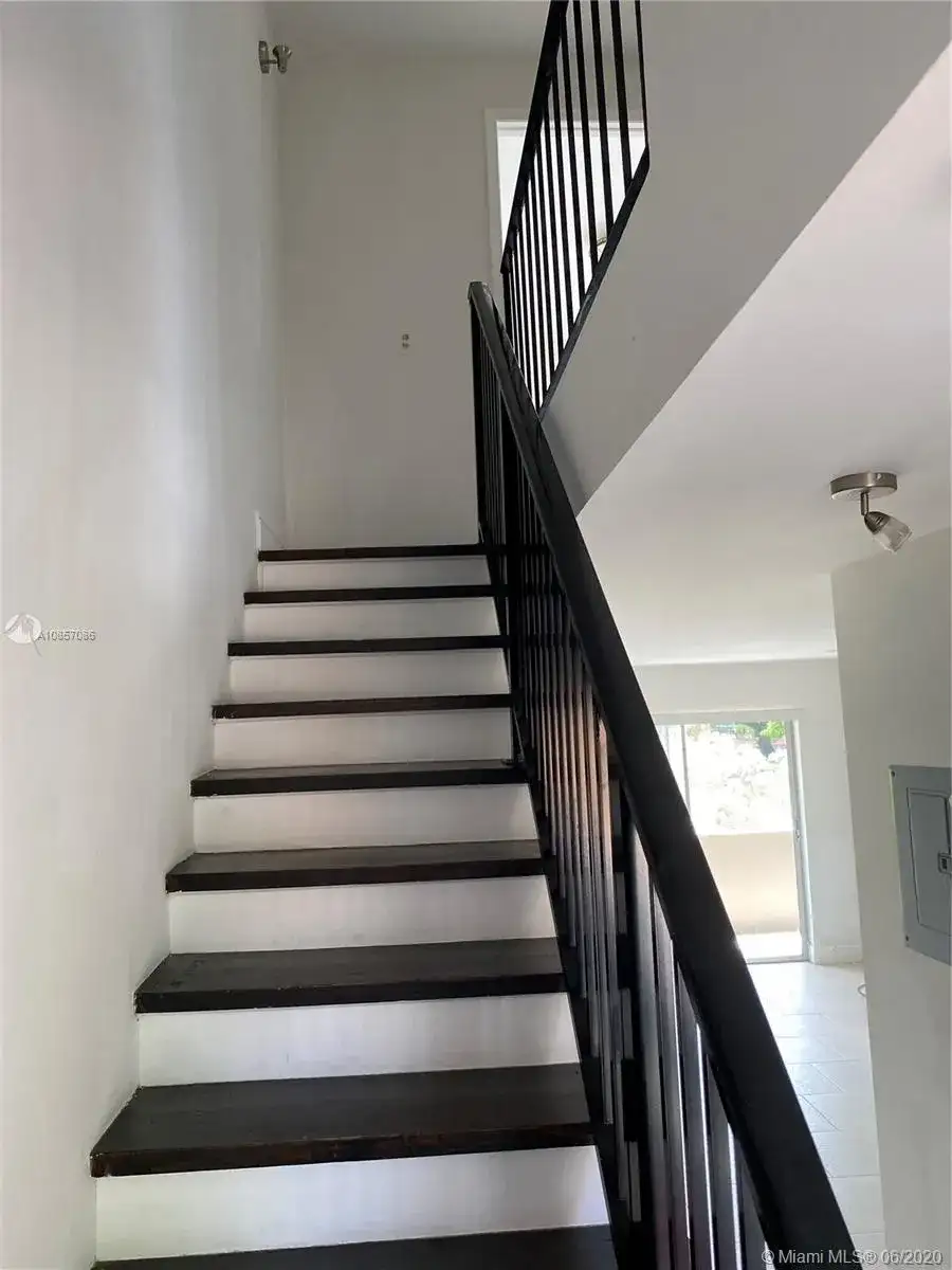 50 Antilla Ave # 2, Coral Gables FL 33134 photo 3