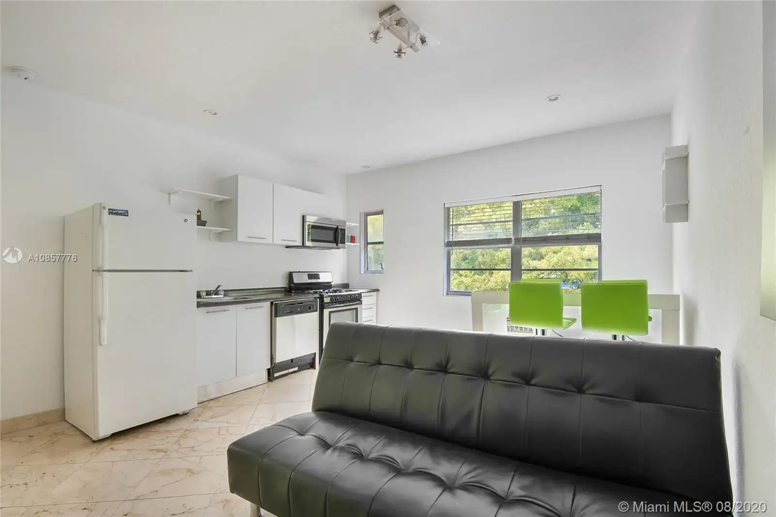 500 14th St # 203, Miami Beach FL 33139 photo 3