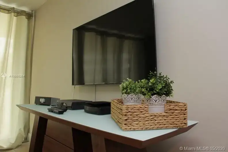 5151 Collins Ave # 427, Miami Beach FL 33140 photo 2