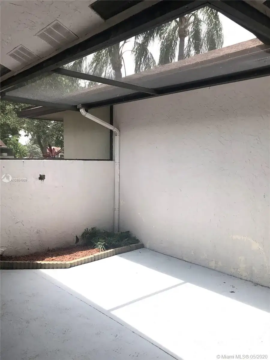 6080 NW 92nd Ave, Tamarac FL 33321 photo 3