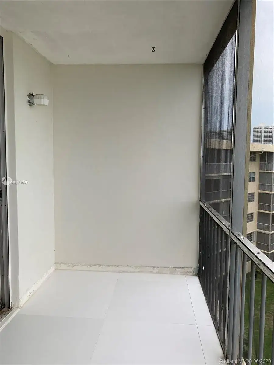 2930 Point East Dr # E610, Aventura FL 33160 photo 5