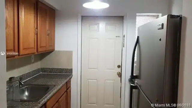 8321 Crespi Blvd # 5, Miami Beach FL 33141 photo 3