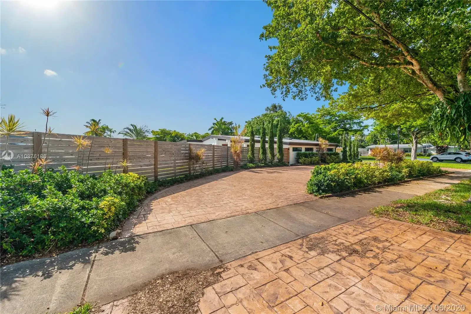 1805 Keystone Blvd, North Miami FL 33181 photo 4
