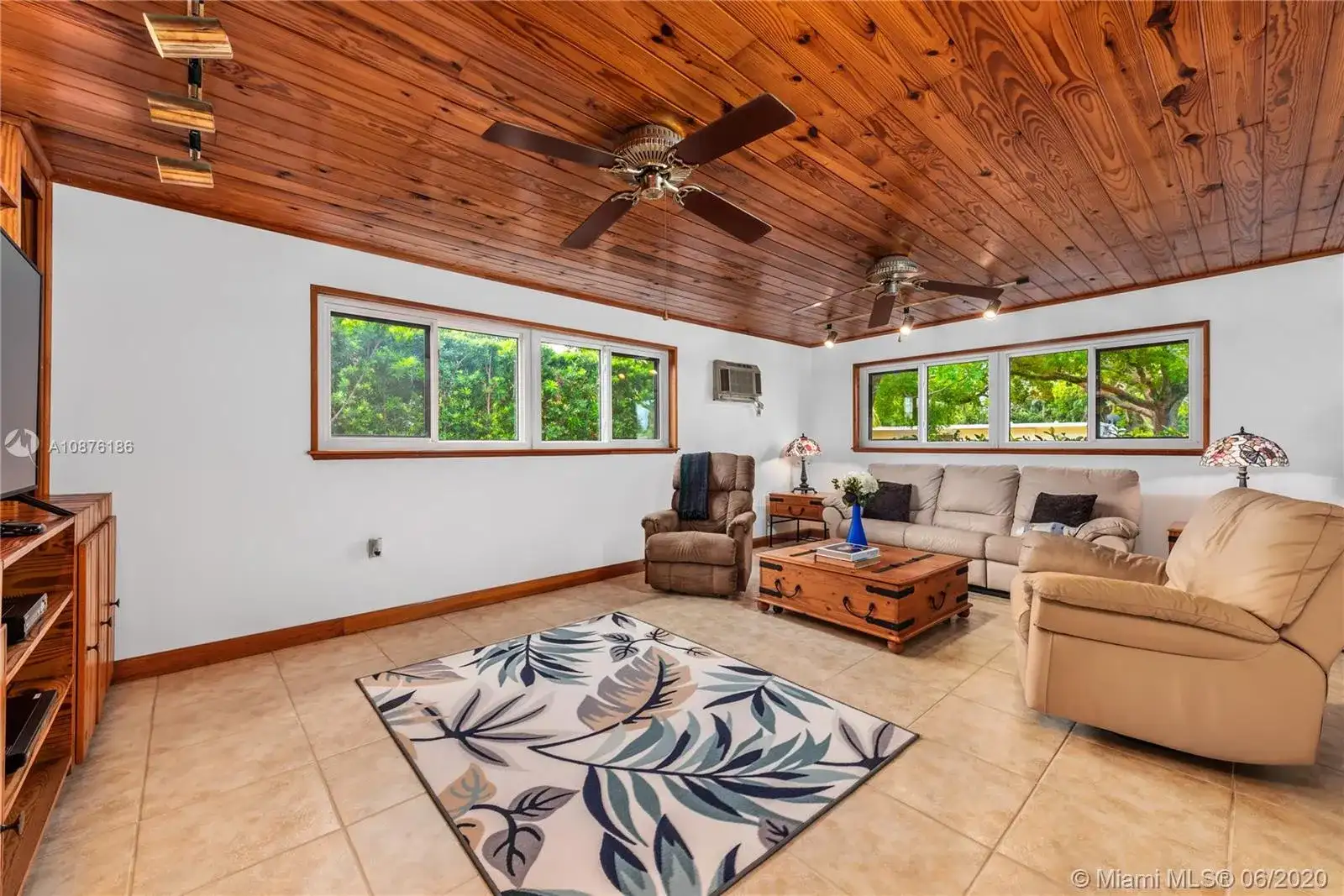 1805 Keystone Blvd, North Miami FL 33181 photo 5