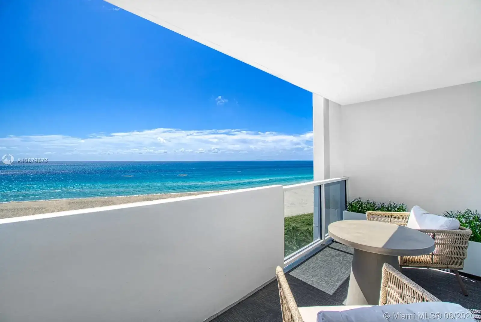100 Lincoln Rd # 947, Miami Beach FL 33139 photo 2