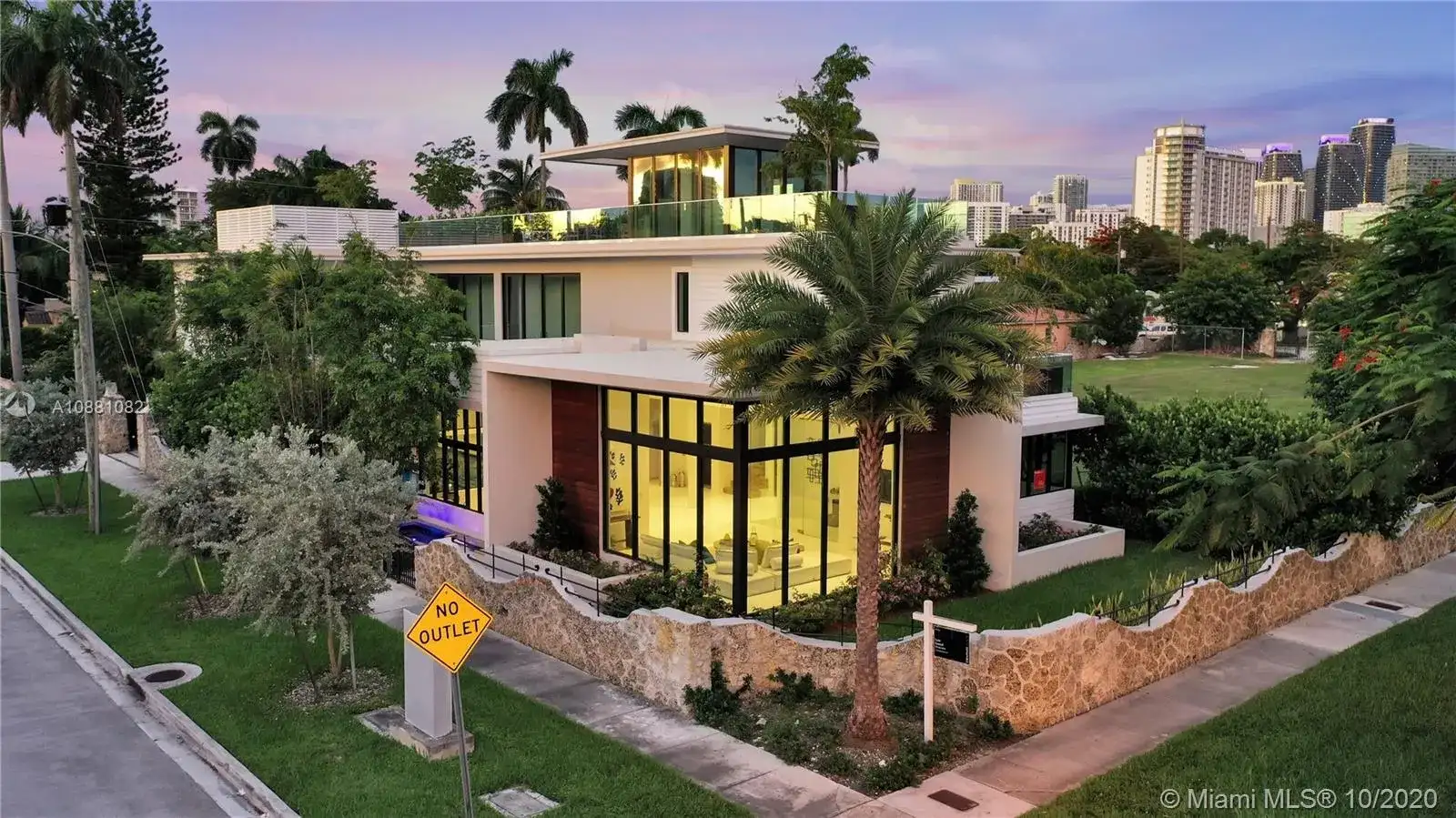 2140 S Miami Ave, Miami FL 33129 photo 2