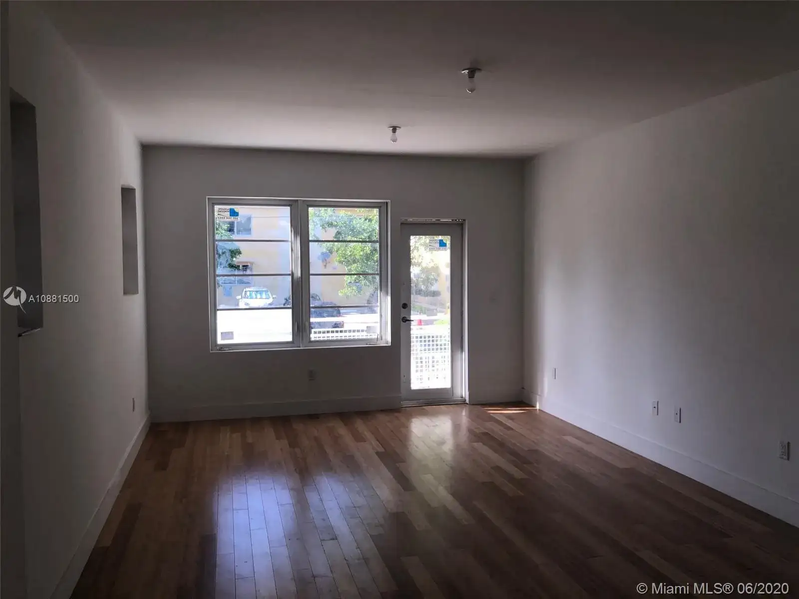 960 Bay Dr # 904, Miami Beach FL 33141 photo 2