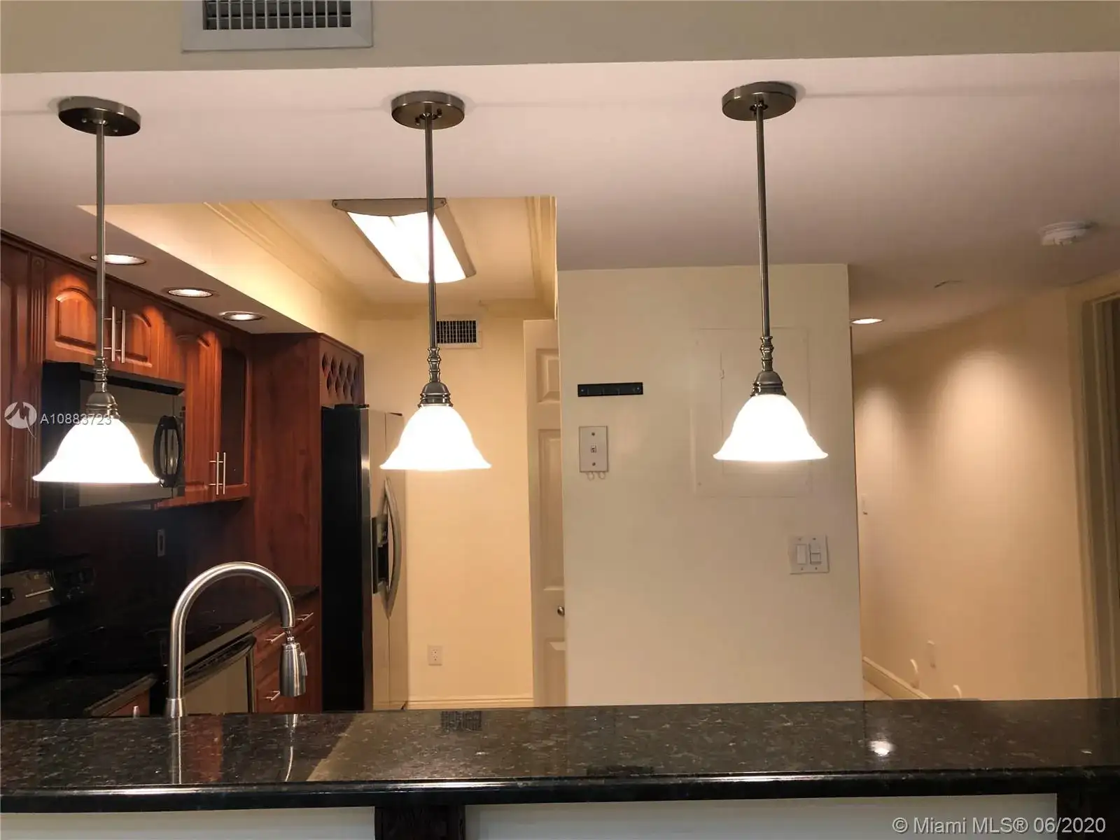 18840 NW 57th Ave # 107, Hialeah FL 33015 photo 3