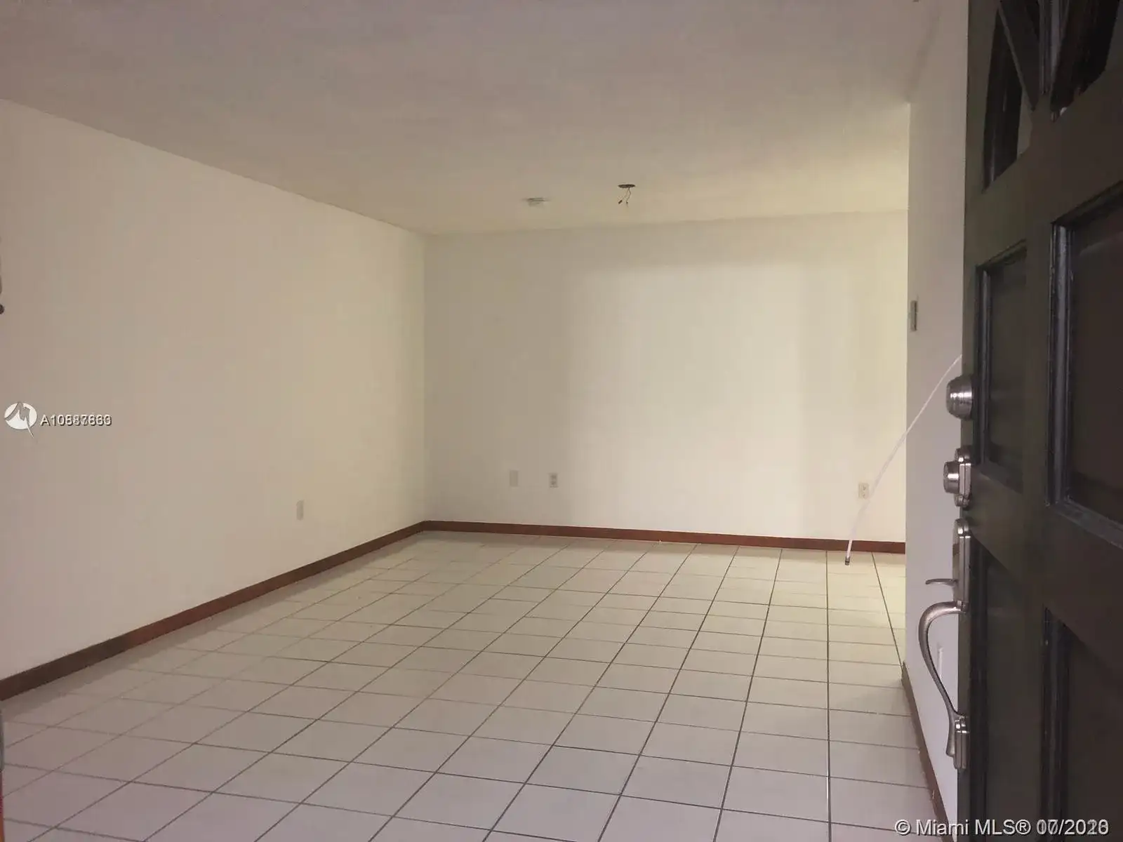 123 SW 113th Ave # 9, Sweetwater FL 33174 photo 2