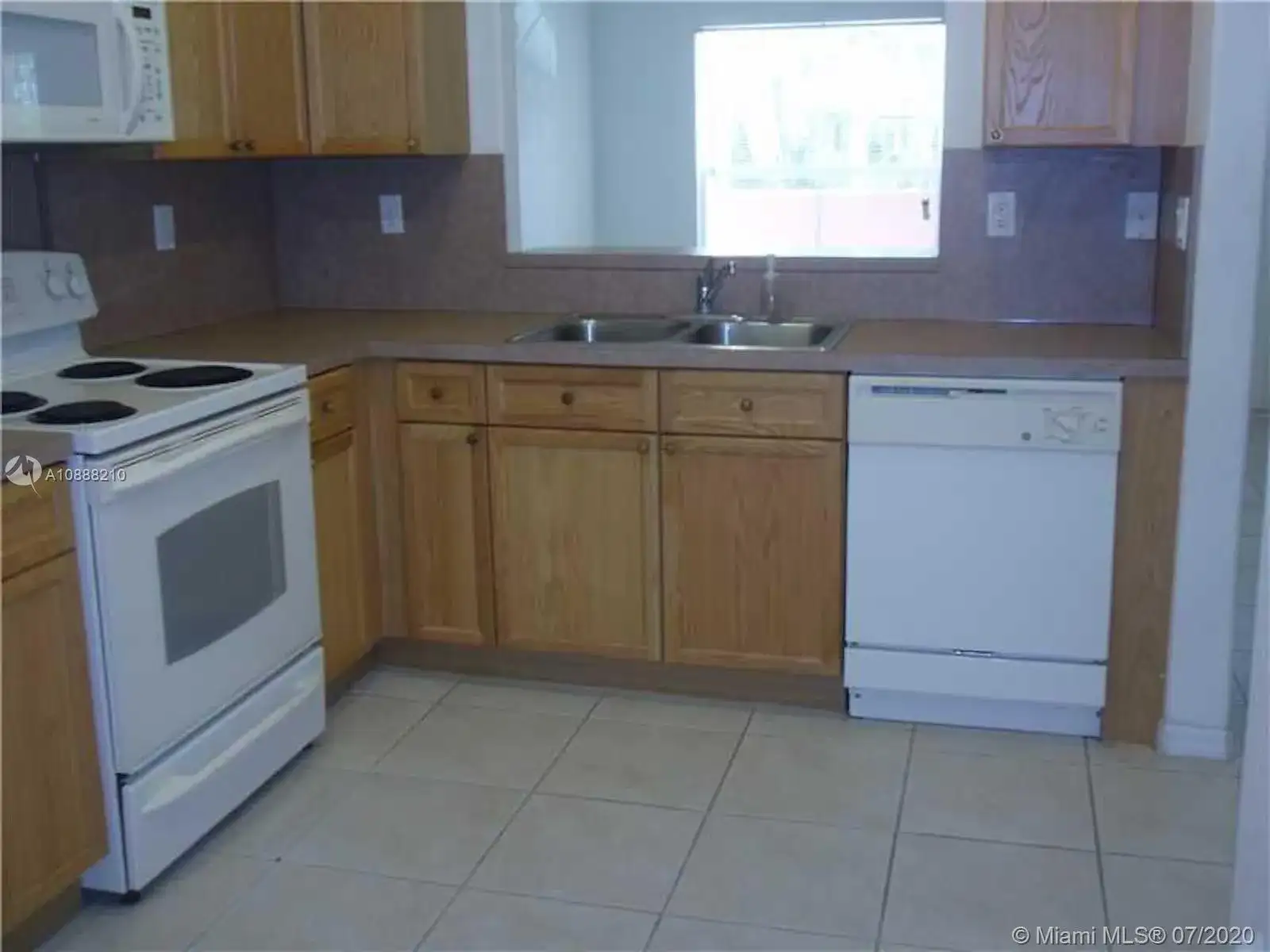 3393 Merrick Ct # 1111, Margate FL 33063 photo 3