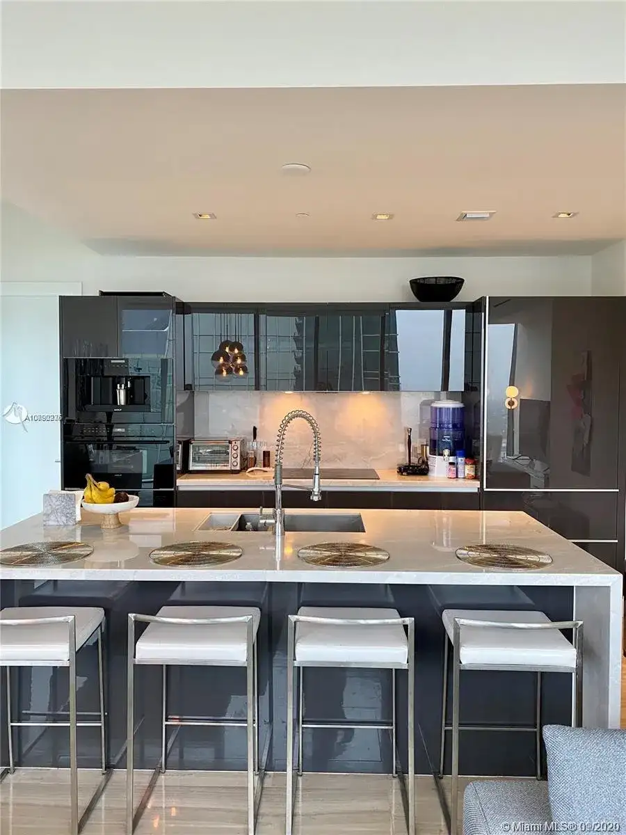 1451 Brickell Ave # 4204, Miami FL 33131 photo 5