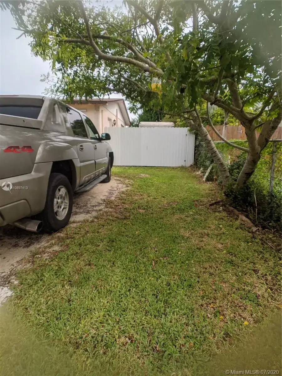 14954 SW 298th Ter, Homestead FL 33033 photo 3