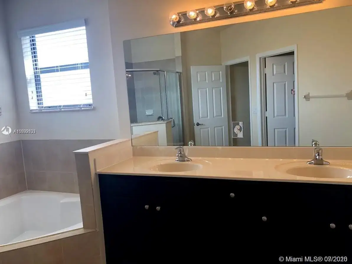 11731 SW 234th St, Homestead FL 33032 photo 5