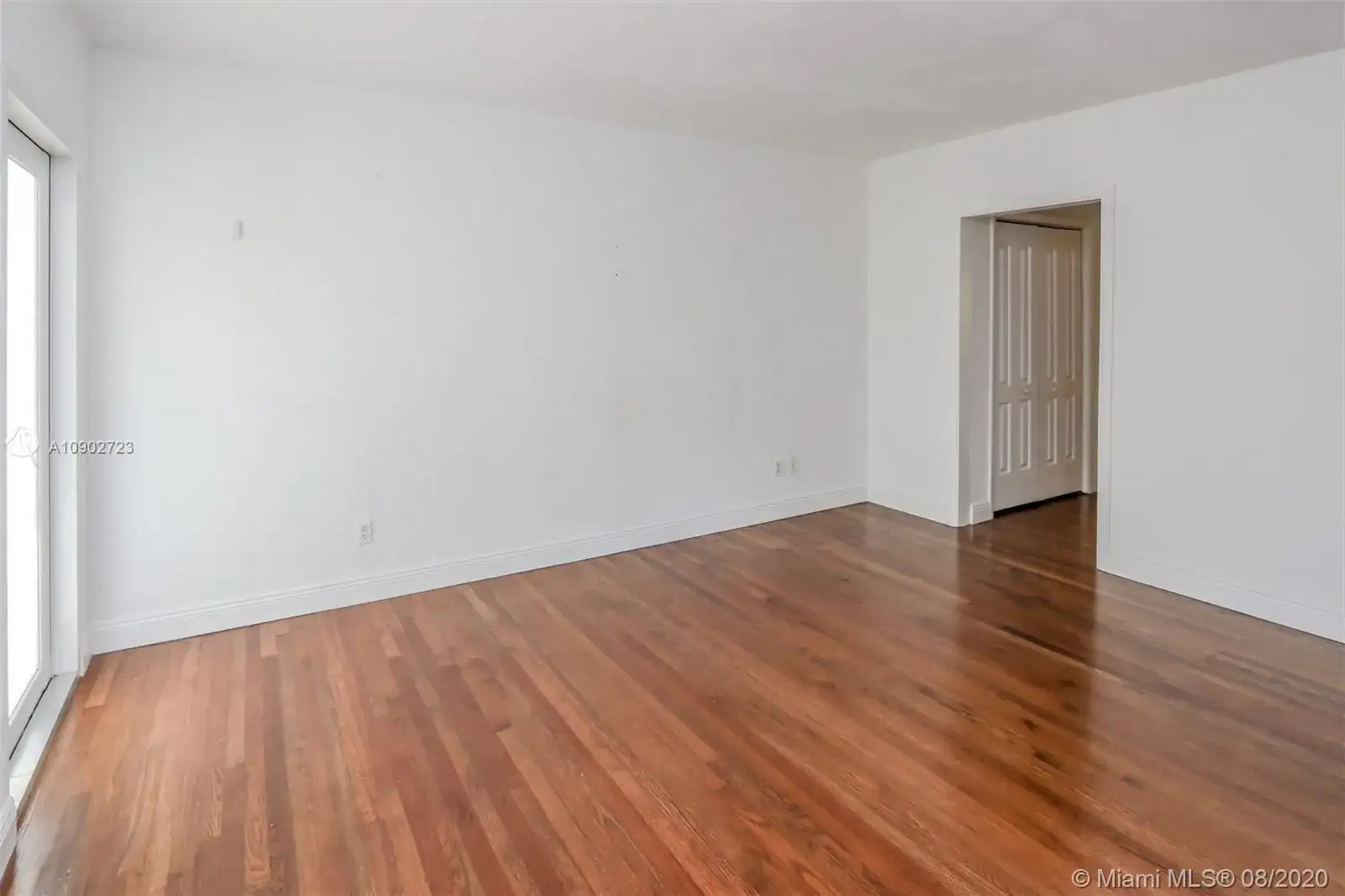 61 Edgewater Dr # 7, Coral Gables FL 33133 photo 5