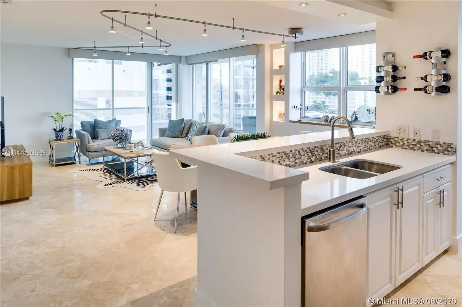 1155 Brickell Bay Dr # 802, Miami FL 33131 photo 5
