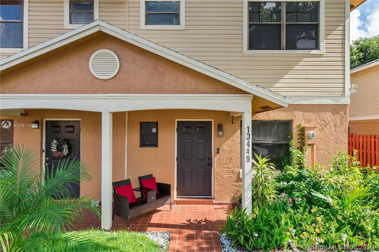 10449 NW 6th St, Pembroke Pines FL 33026 photo 4
