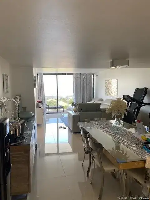 3675 N Country Club Dr # 1010, Aventura FL 33180 photo 4
