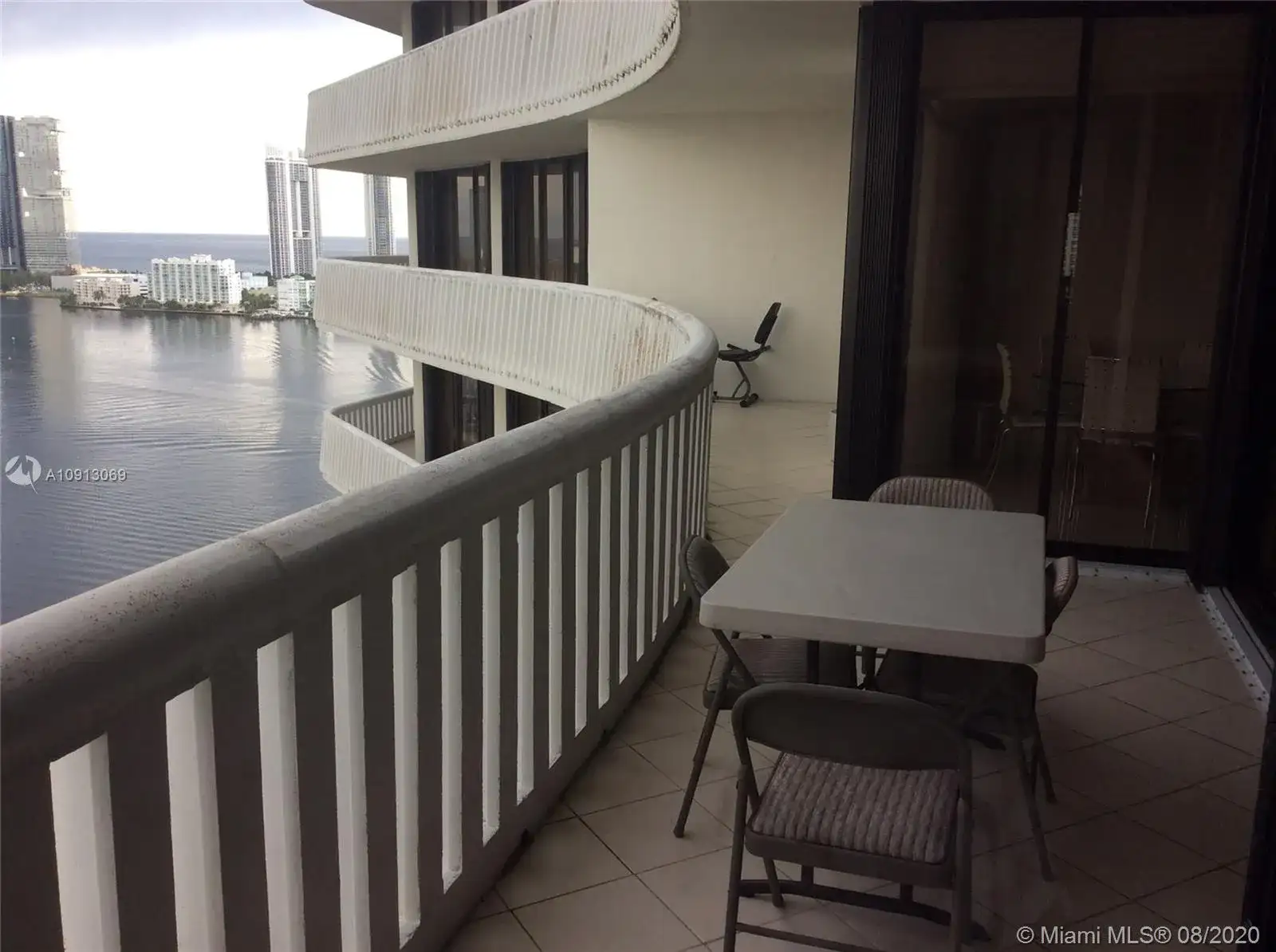 3000 Island Blvd # 2404, Aventura FL 33160 photo 3