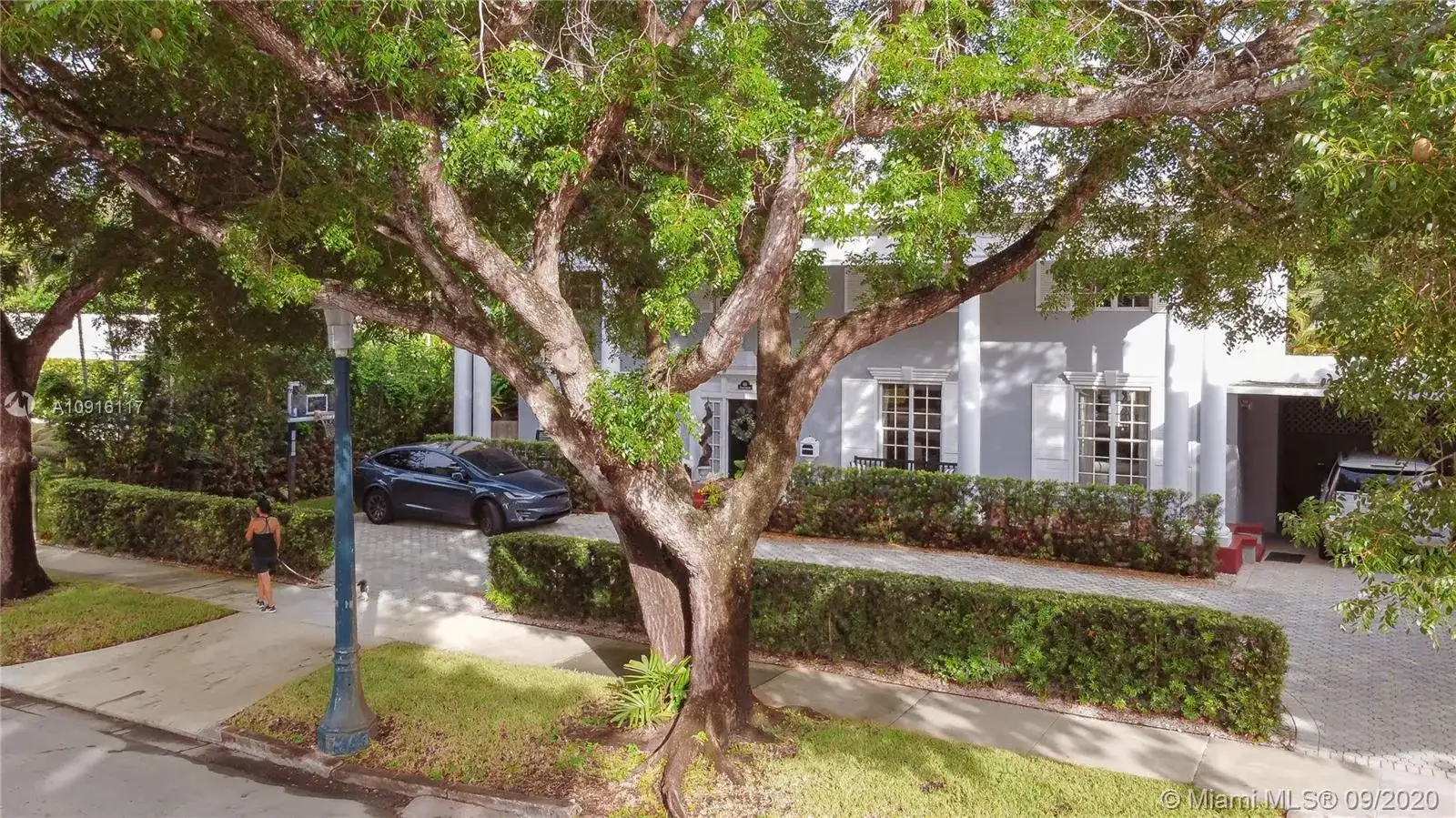 441 Grand Concourse, Miami Shores FL 33138 photo 2