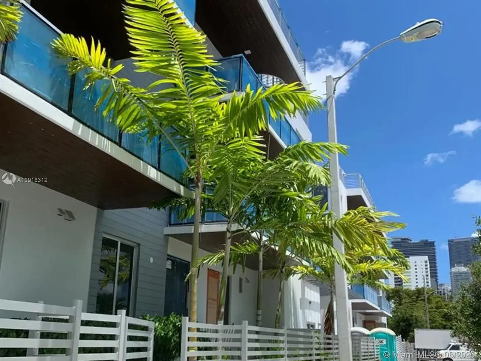 545 SW 11th St # 108, Miami FL 33129 photo 2