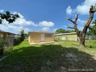 10206 SW 174th Ter, Miami FL 33157 photo 3