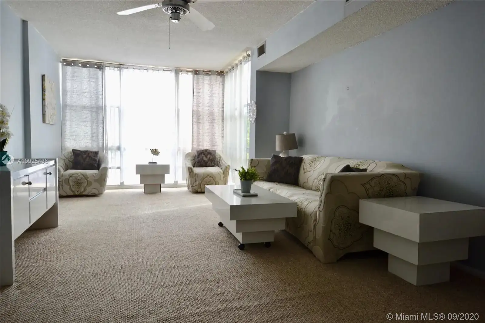 200 172nd St # 306, Sunny Isles Beach FL 33160 photo 2