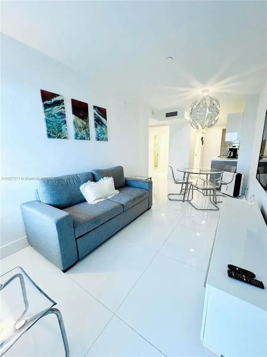 100 Lincoln Rd # 1645, Miami Beach FL 33139 photo 4