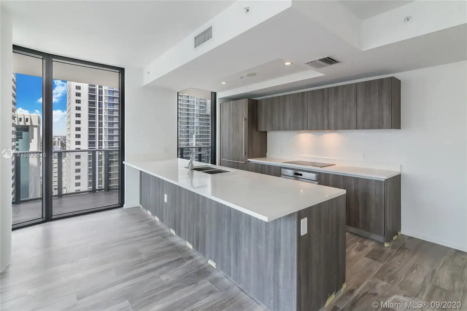 801 S Miami Ave # 2001, Miami FL 33130 photo 4