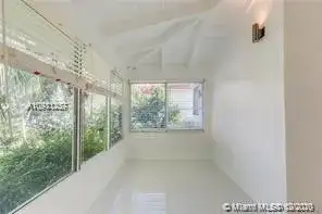 9264 Dickens Ave, Surfside FL 33154 photo 4