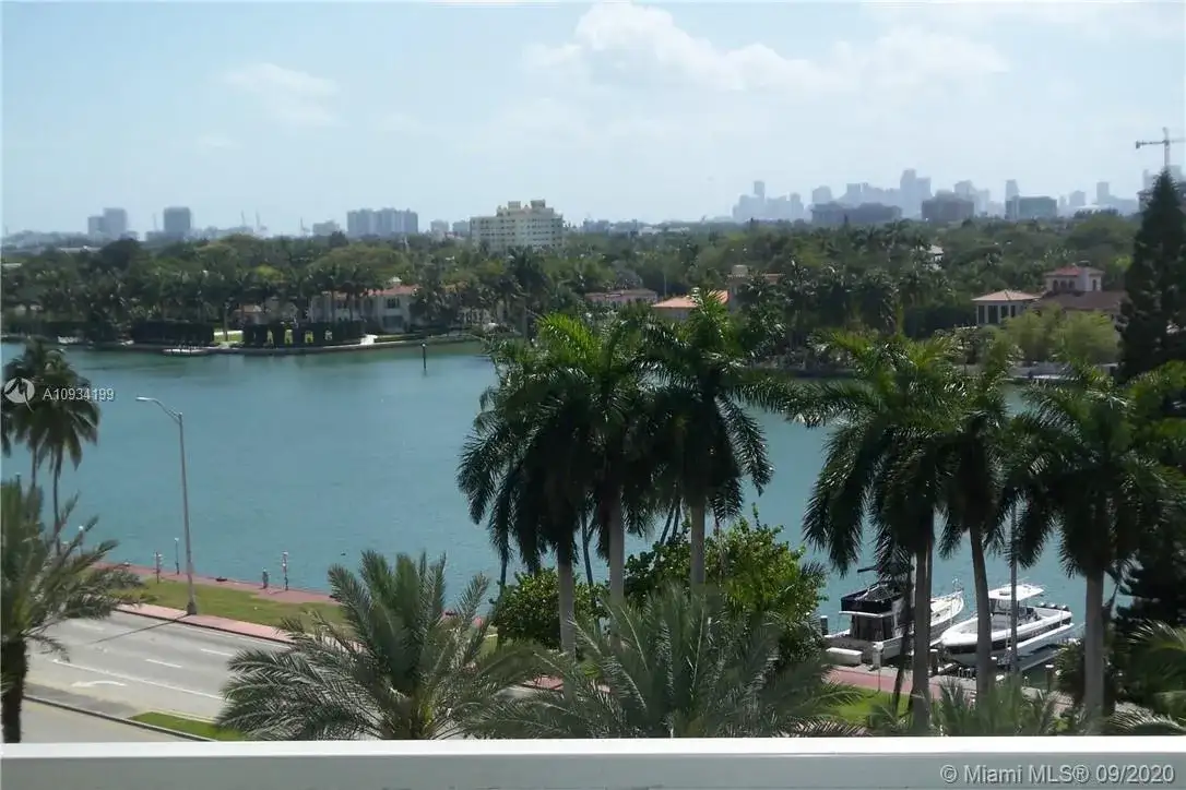 5161 COLLINS AV # 806, Miami Beach FL 33140 photo 2