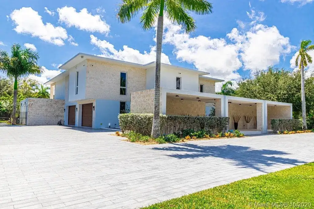 7450 SW 102nd St, Pinecrest FL 33156 photo 5