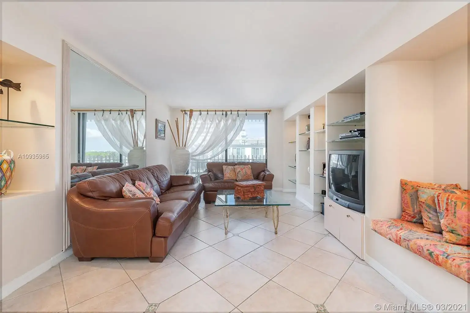 6061 Collins Ave # 7A, Miami Beach FL 33140 photo 3