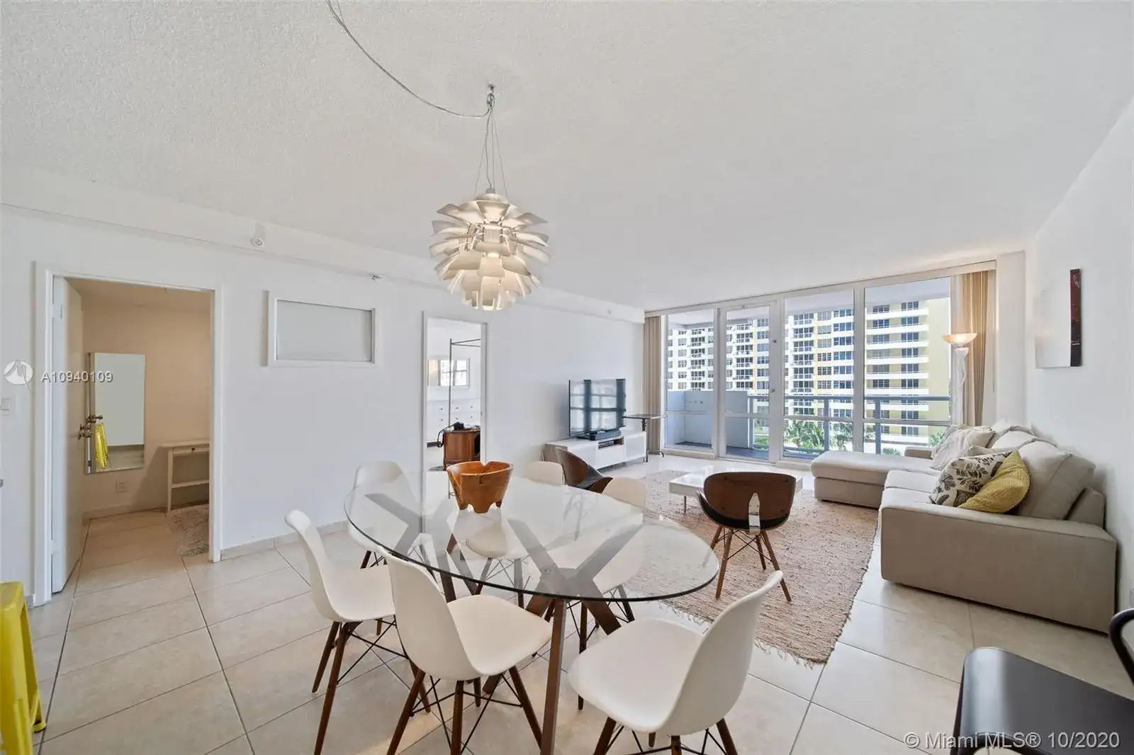 5601 Collins Ave # 717, Miami Beach FL 33140 photo 5