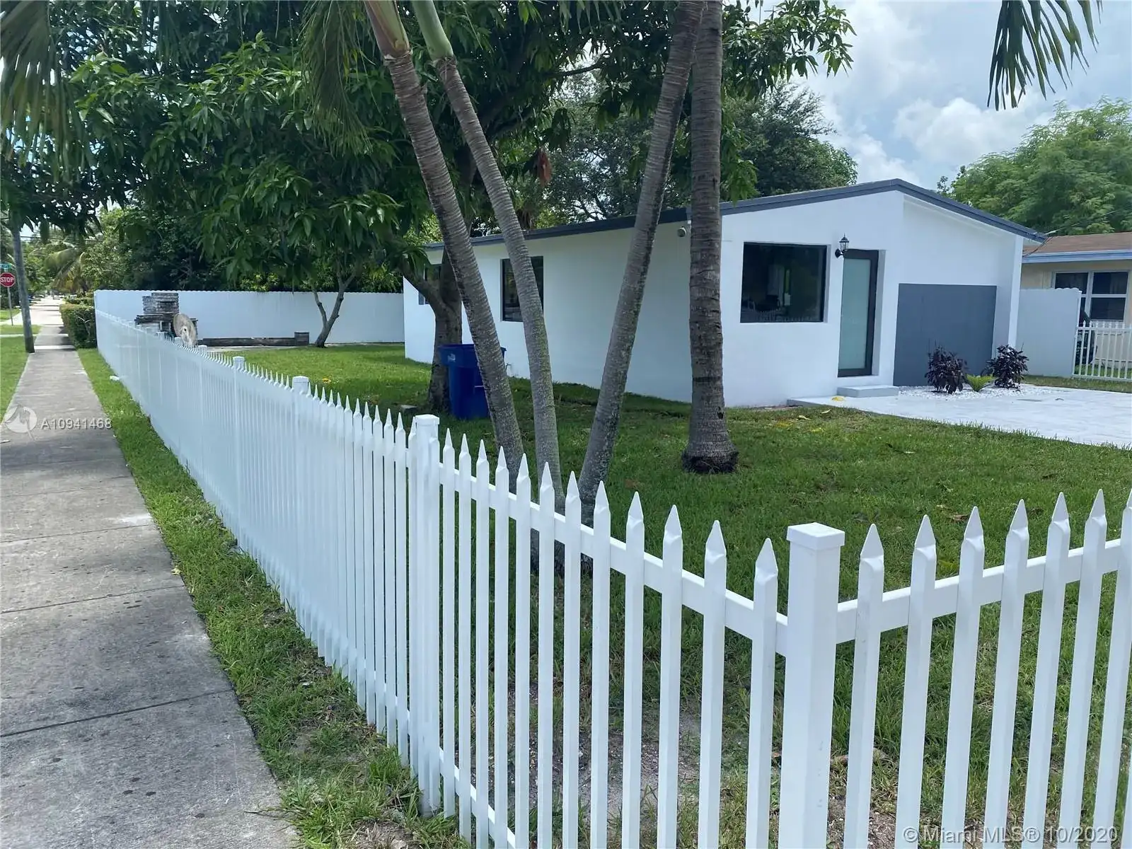 290 NE 171st Ter, North Miami Beach FL 33162 photo 5