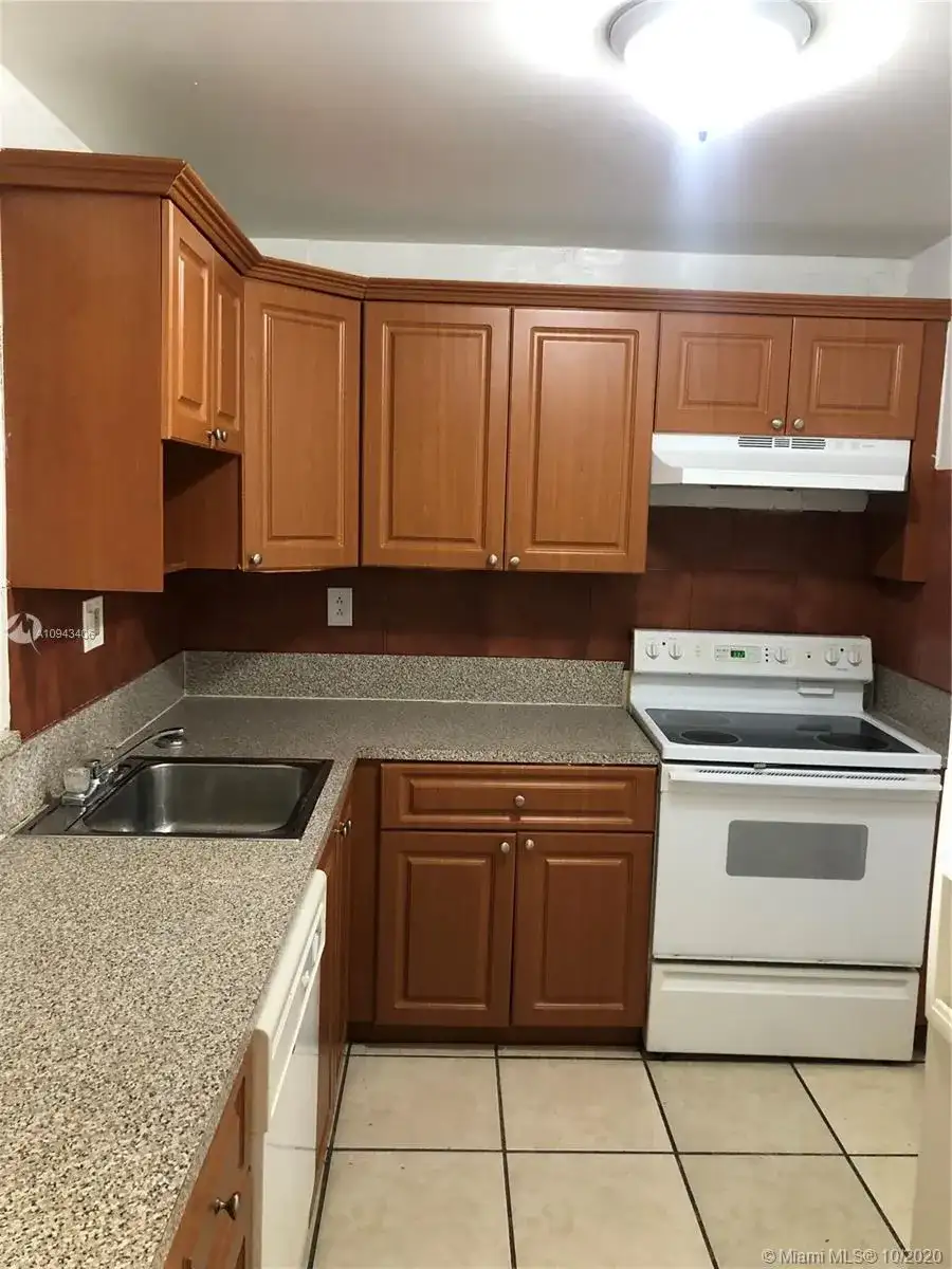 9143 SW 77th Ave # B802, Miami FL 33156 photo 3