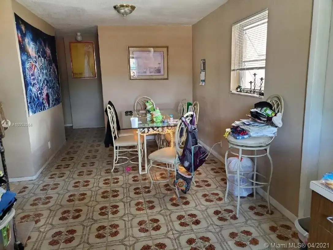 2338 Fillmore St, Hollywood FL 33020 photo 2