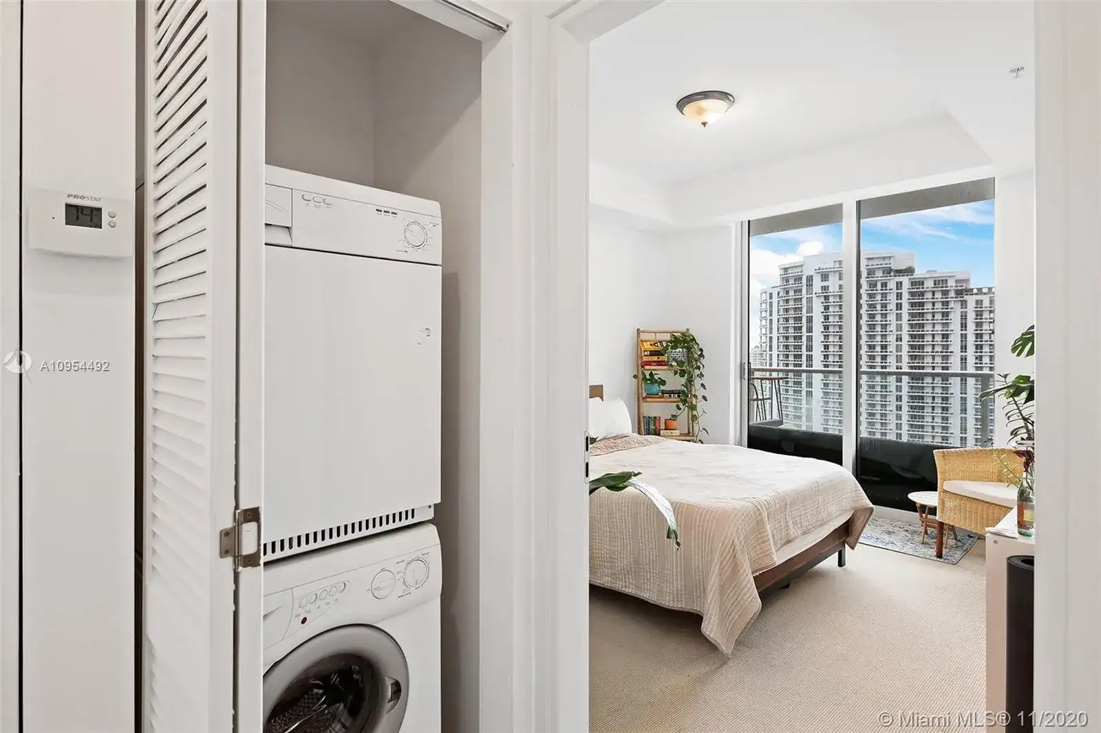 300 S Biscayne blvd # 2806, Miami FL 33131 photo 5