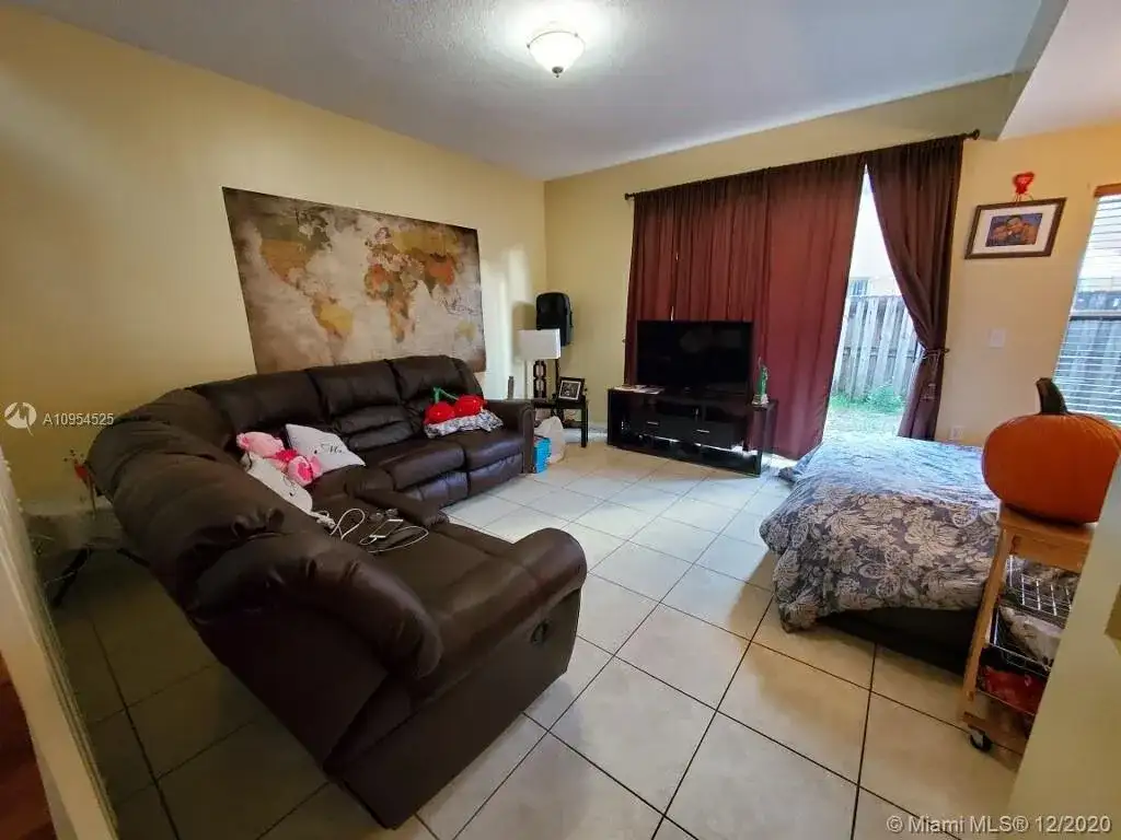 8530 NW 140th St # 1303, Miami Lakes FL 33016 photo 4