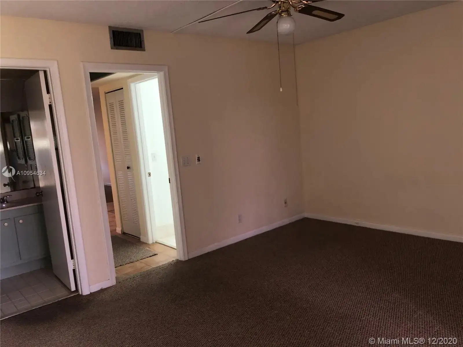 101 SW 132nd Way # 203J, Pembroke Pines FL 33027 photo 5