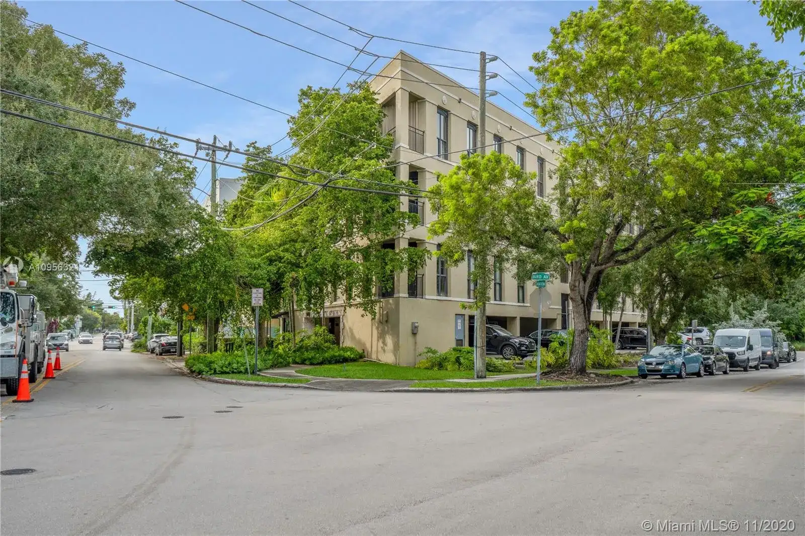 3006 Aviation Ave # 3A, Miami FL 33133 photo 2