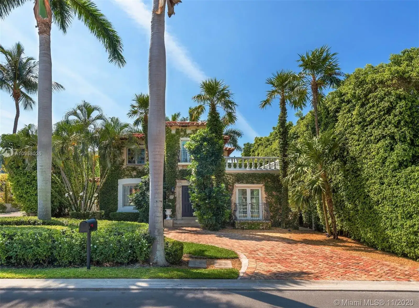 30 Palm Ave, Miami Beach FL 33139 photo 2